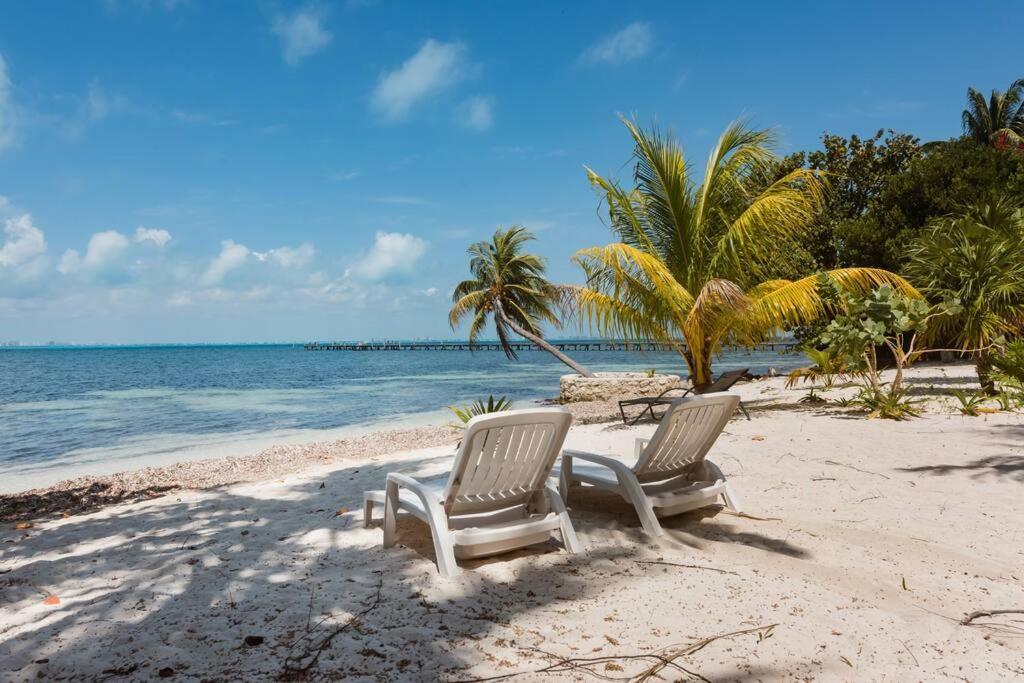 Apartamento Marysol D8 Beachfront Next To Nomads Isla Mujeres